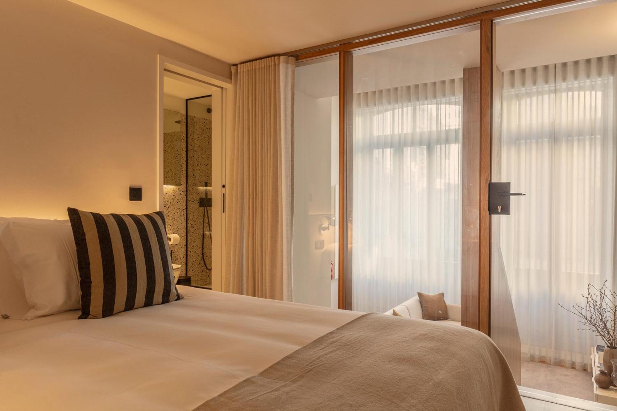 Vandoma Living Suites Porto Ruang foto